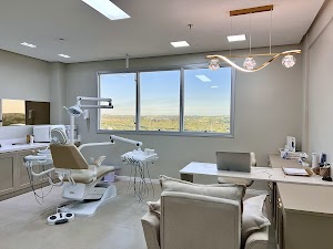 Dra. Bárbara Lima | Cirurgiã Dentista em Gravataí place picture